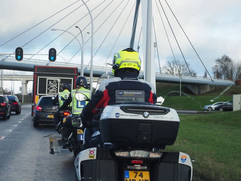 Videoserie: filerijden op de motor