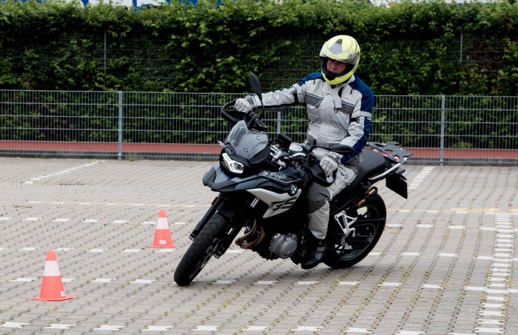 motor-training-bocht-maken